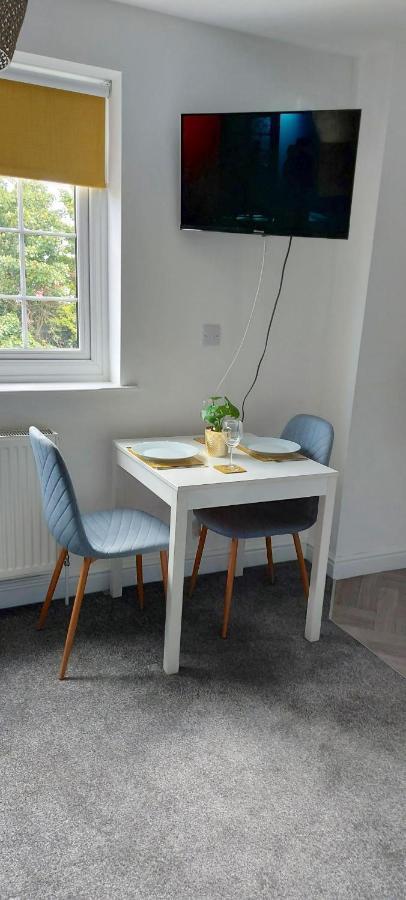 The Paget Suite Great Wyrley Exteriör bild